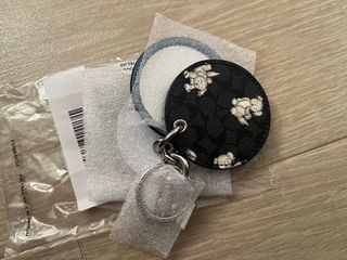 （分類：）位於 。 由 aj0209 提交（商品編號 1241645938，圖片 1）。簡介： 。
