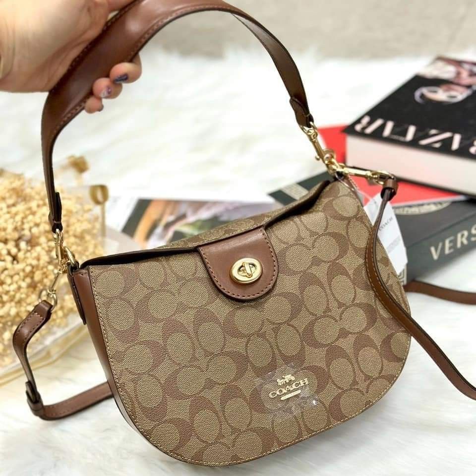 COACH ELLA HOBO IN SIGNATURE CANVAS on Carousell