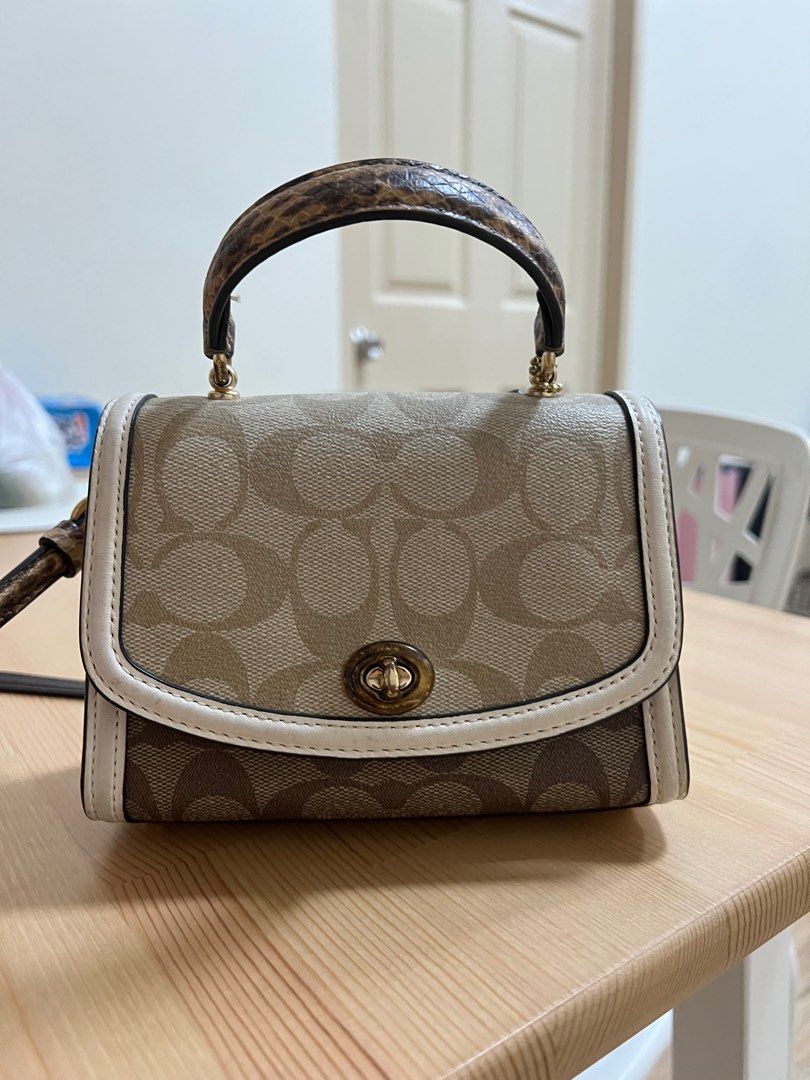 Coach Micro Tilly, Women's Fashion, Bags & Wallets, Cross-body Bags on  Carousell