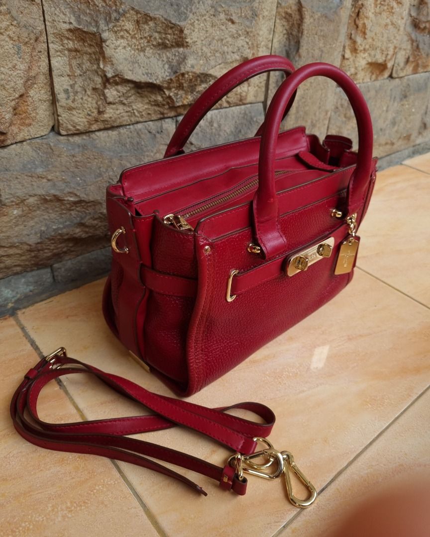 Coach swagger 27 size cm top