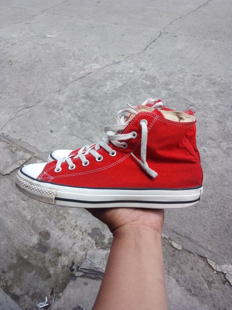 Converse Chuck Taylor Size 9.5 to 10 mens Men s Fashion