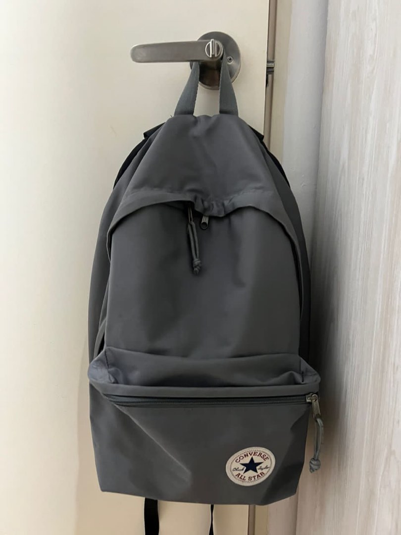 Grey converse backpack hotsell