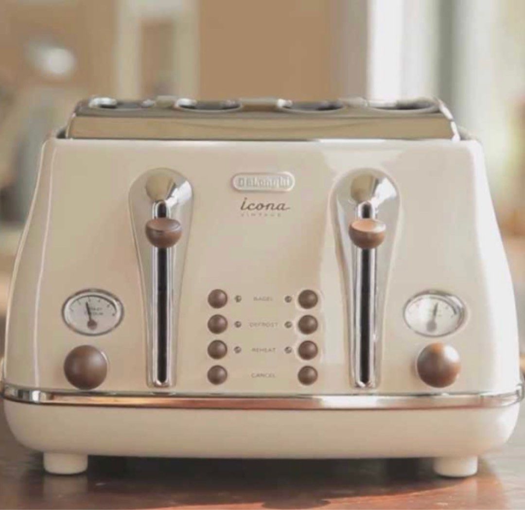 Delonghi Icona Vintage 4 Slice Toaster Beige/Cream, TV & Home