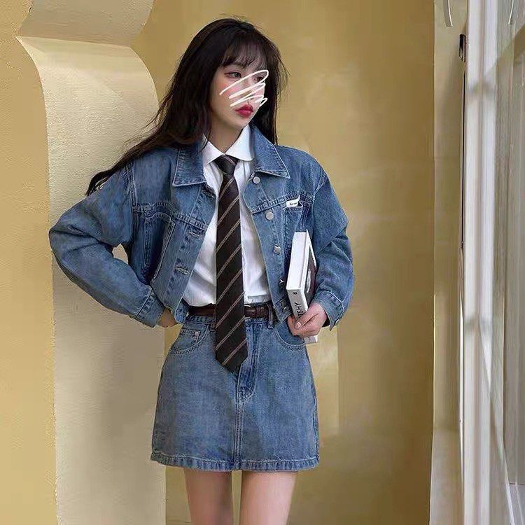 Cropped denim jacket and skirt set 2025