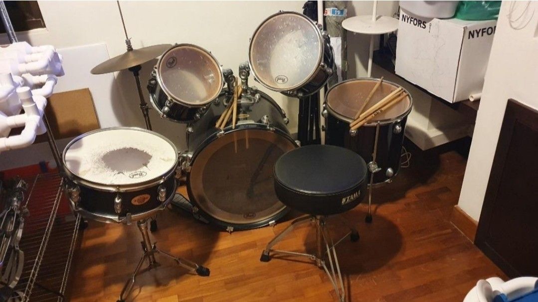 Drum Set, Hobbies & Toys, Music & Media, Musical Instruments on Carousell