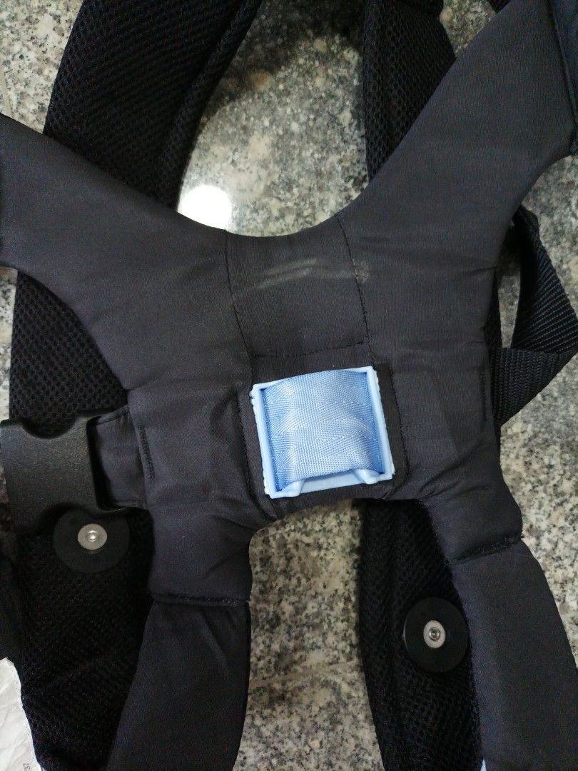 Fisher Price Baby Carrier, Babies & Kids, Going Out, Carriers & Slings