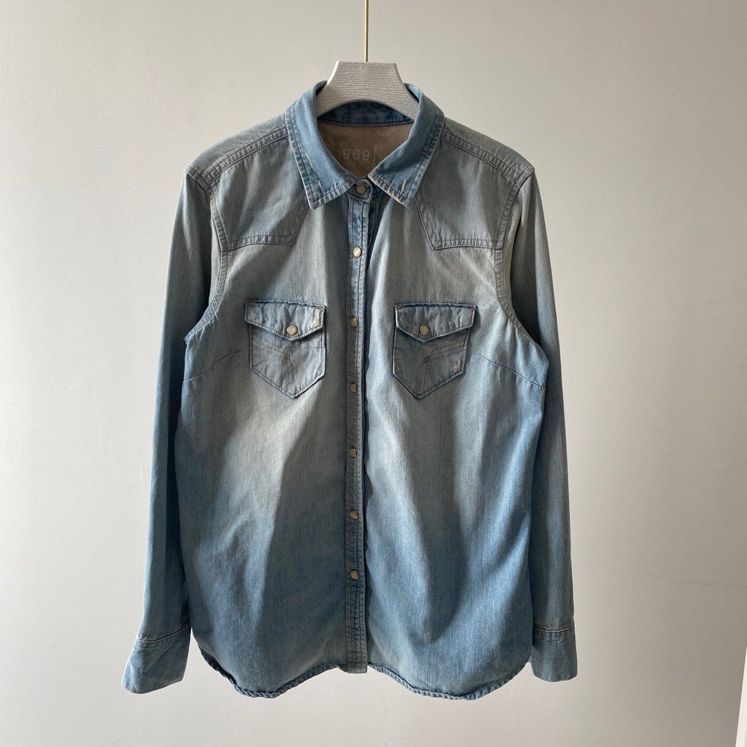 Gap 1969 Women Season Denim Shirt, Women'S Fashion, Tops, Other Tops On  Carousell