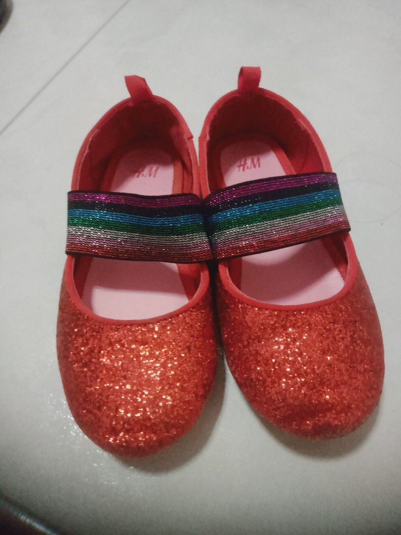 Girls shoes