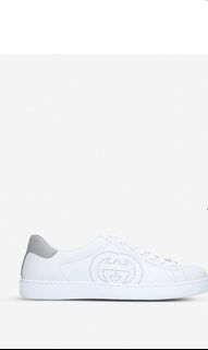 (Category: ) located in . Submitted by chicshoppe (Listing ID 1241573445, Image 1). Description: .
