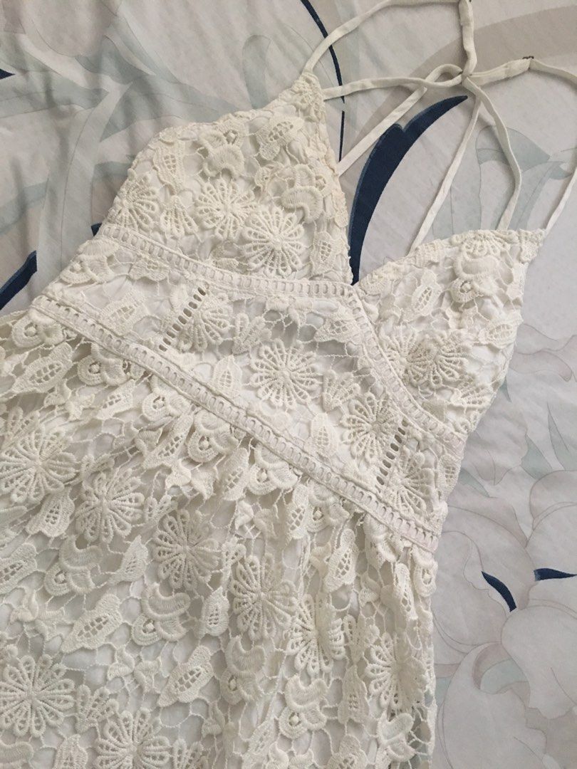 Hollister white lace dress hotsell