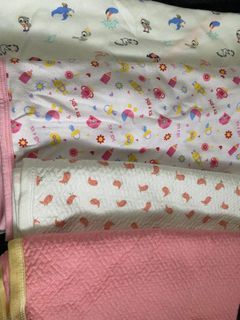 4pcs Hooded blanket for baby from SM