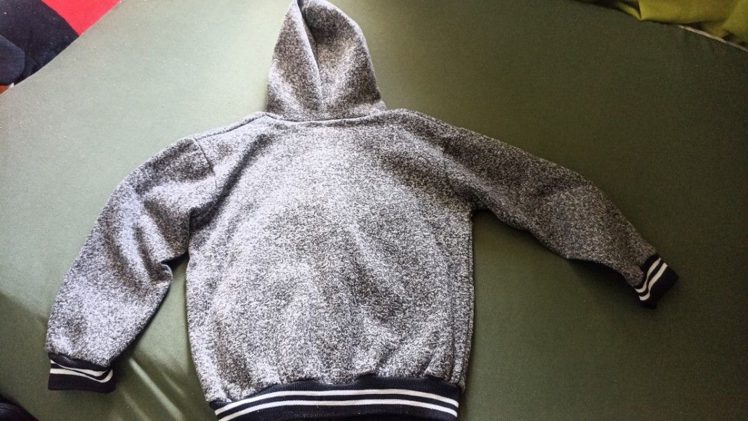 Kids Sports Jacket (Category: Babies & Kids Fashion) located in Quezon City. Submitted by dadiferds (Listing ID 1241578316, Image 3). Description: kids Sports Jacket color acid gray with black & white tripes **Pls see attached photos for the sizes..