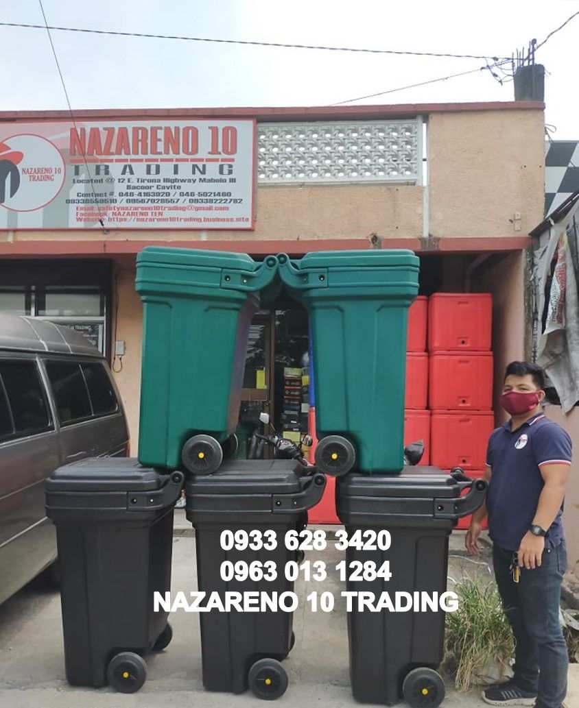 Large Trash bin With Wheels Roller king Uga Trash Bin Rolling Bin on