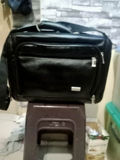 Leather Briefcase / sling bag