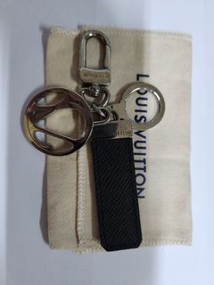 LV Shape Dragonne Bag Charm & Key Holder G65 - Men - Accessories