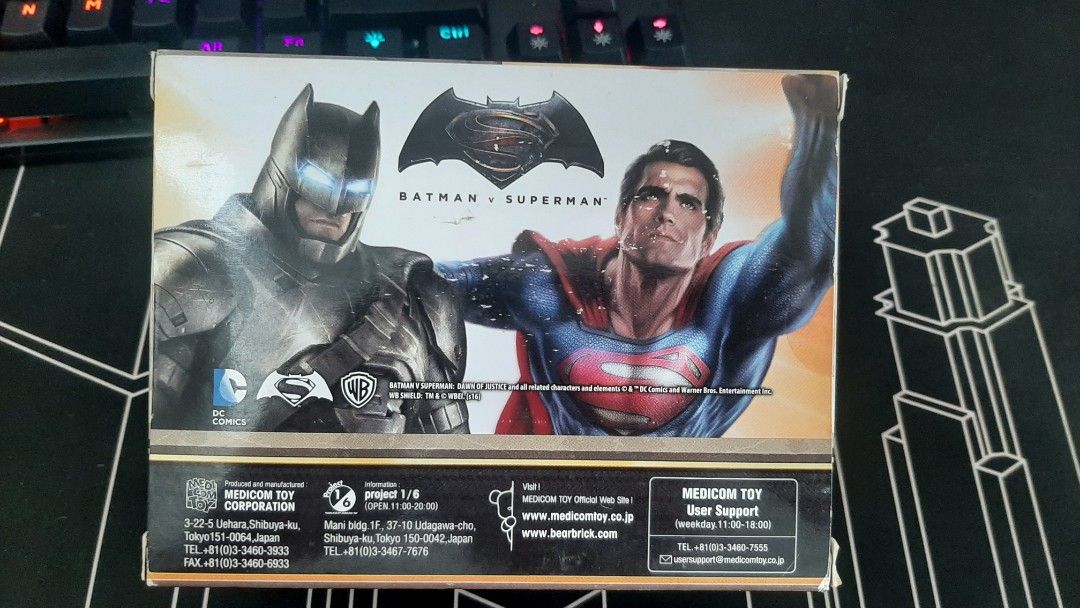 BE@RBRICK 100% superman & armored batman | www.mercantilegazette