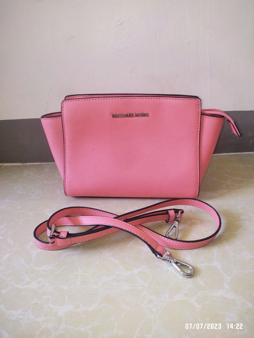 Michael kors neon new arrivals pink bag