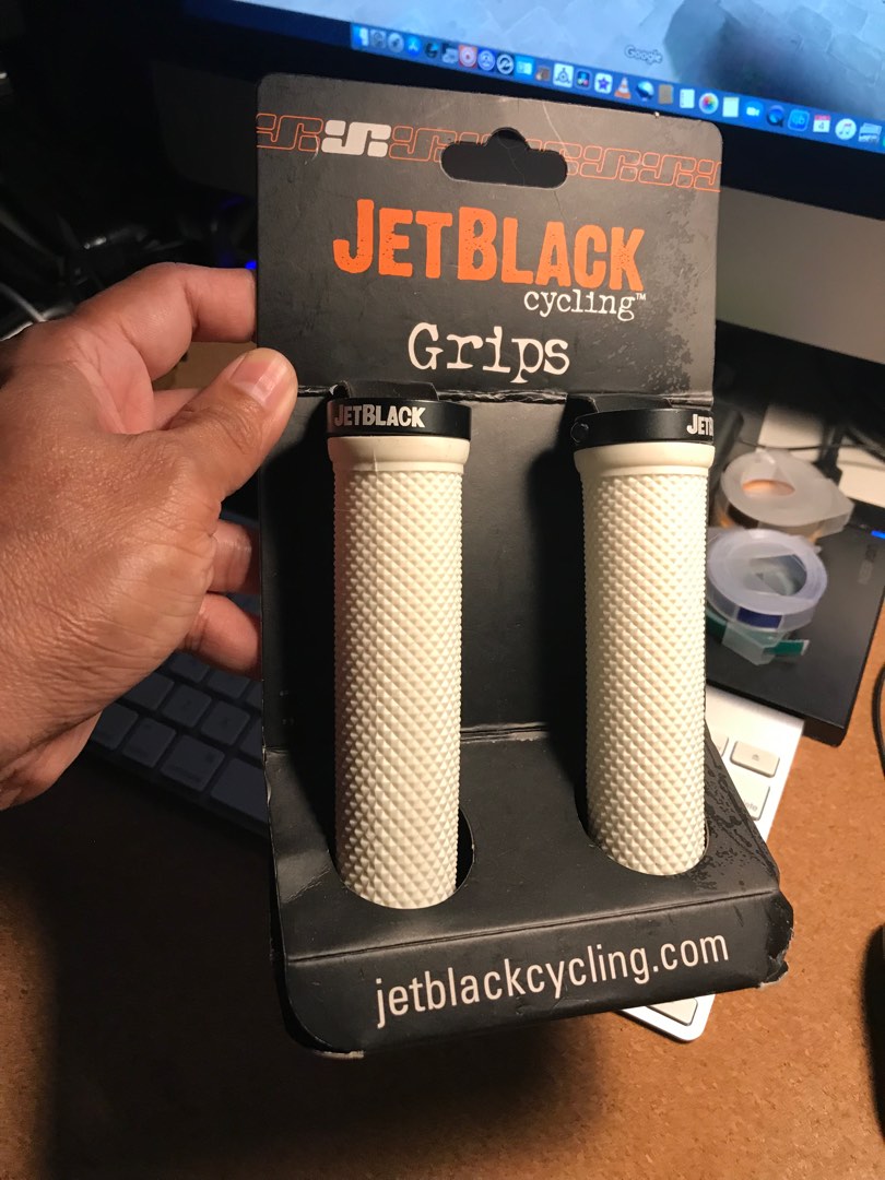 MTB Grip, Sports Equipment, Bicycles & Parts, Bicycles on Carousell