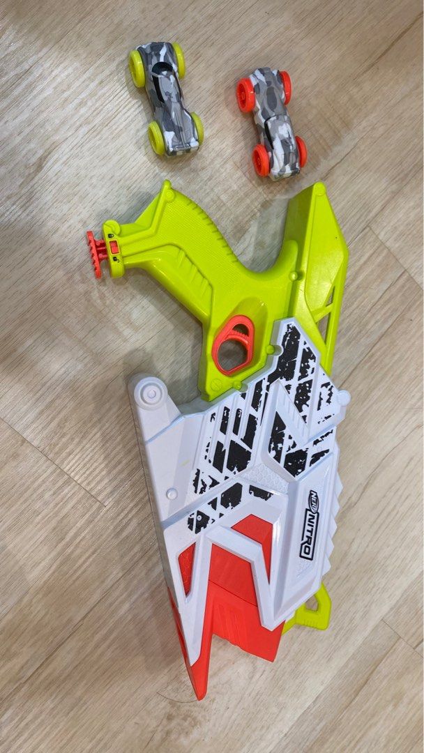 Nerf nitro car gun hot sale