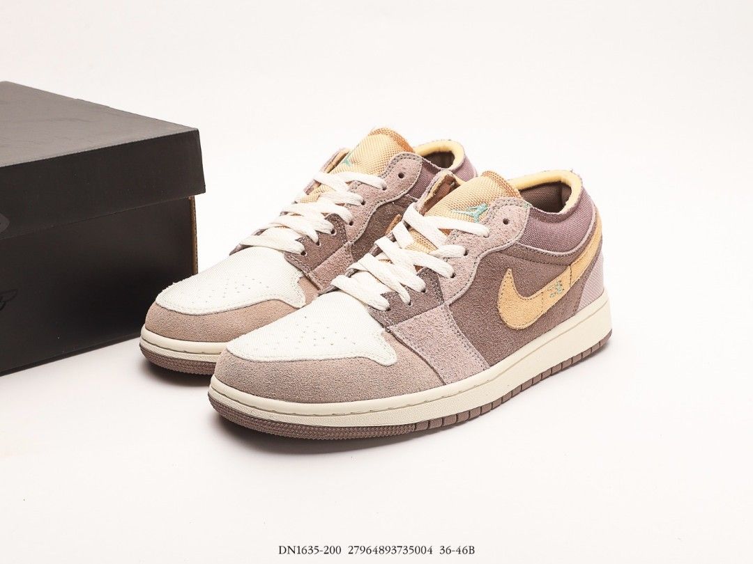 NIKE Air Jordan 1 Low SE Craft Taupe Haze shoes US 5.5 US 12