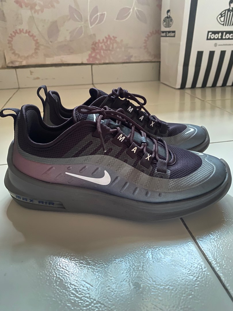 Nike air max axis premium on feet store