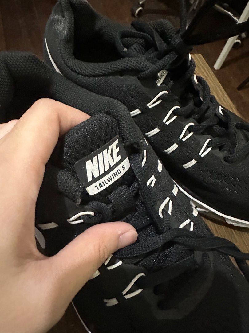 Nike air max 2025 tailwind 8 on feet