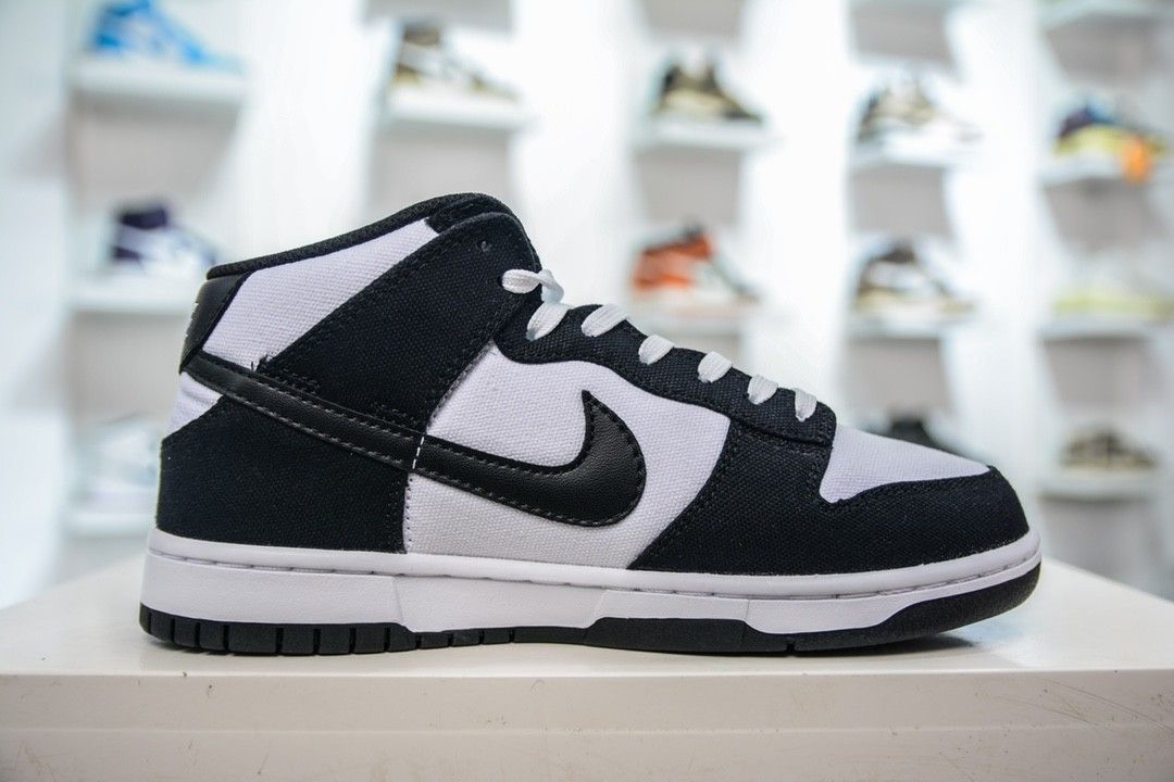 Nike Dunk Mid “Panda” (2023) DV0830-102, Men's Fashion, Footwear, Sneakers  on Carousell