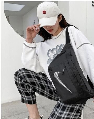 Nike tech on sale bag white