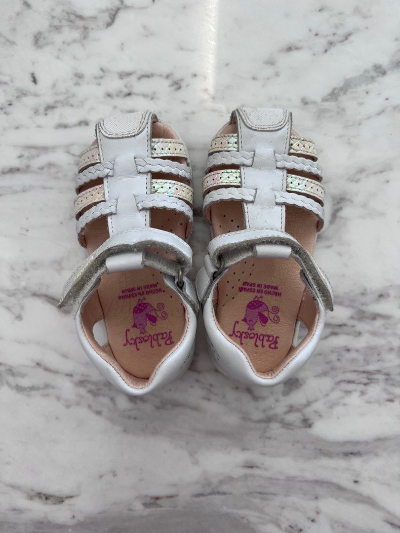 Children's sandals shop size 2
