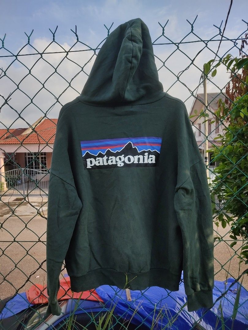 Patagonia Hoodie XL, Men's Fashion, Tops & Sets, Hoodies on Carousell