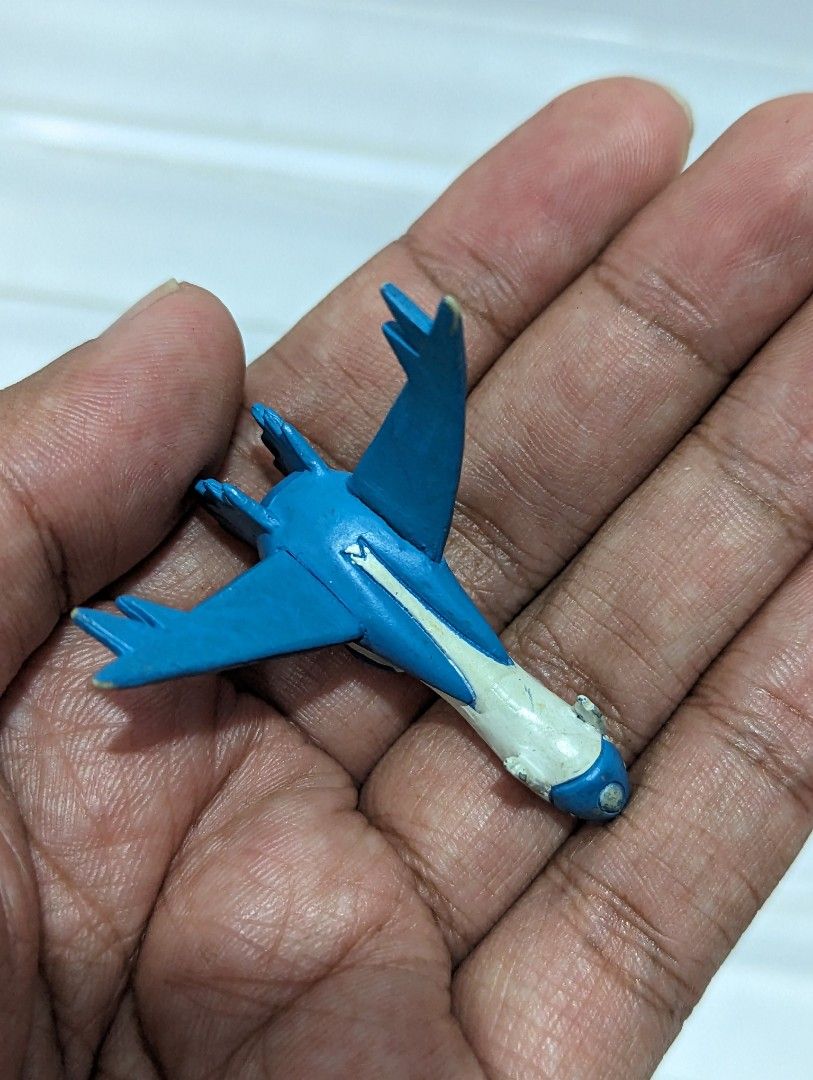 POKEMON LATIOS FIGURE