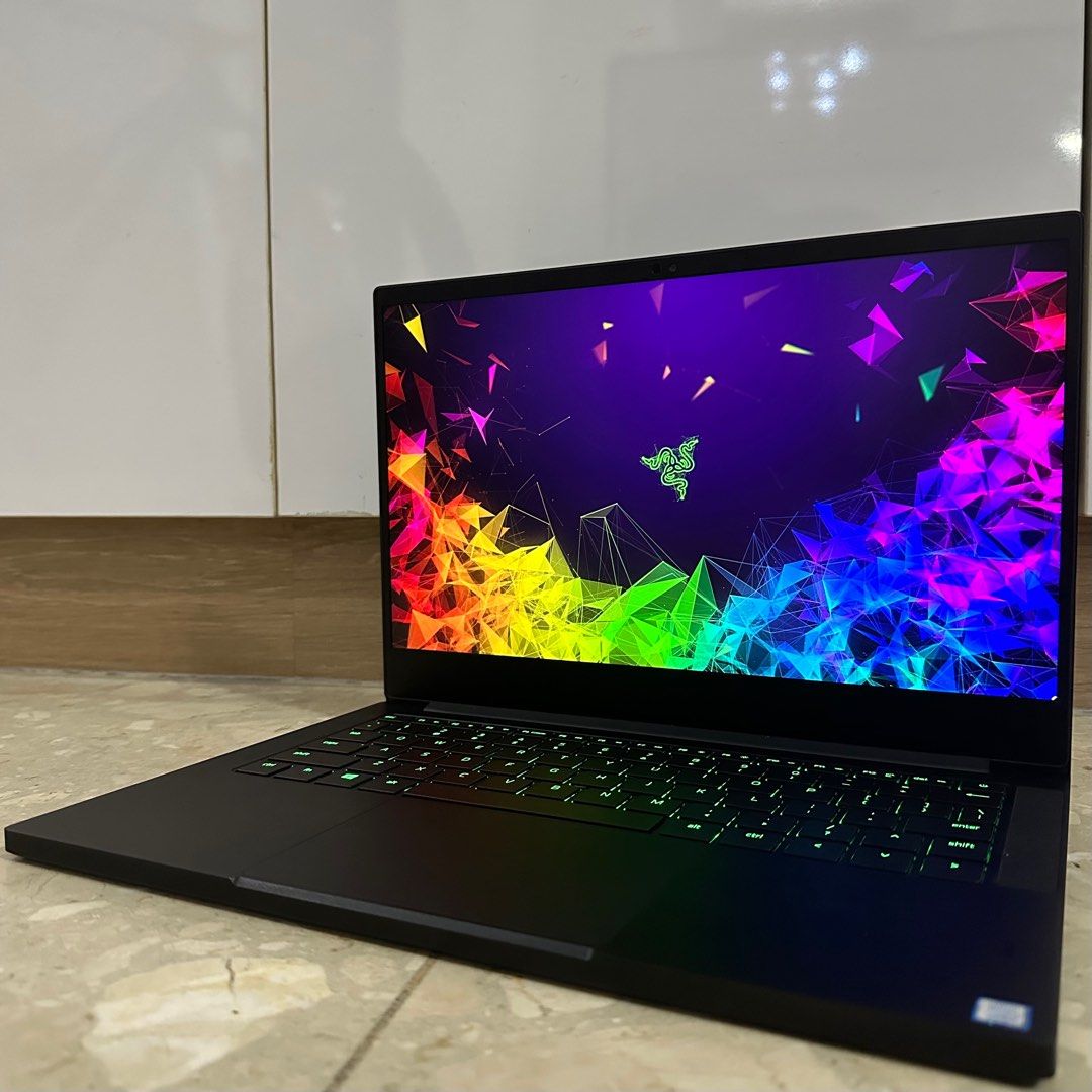 Razer Blade Stealth 2019 Nvidia MX150 4GB i7 8th Gen 1TB SSD 16GB RAM