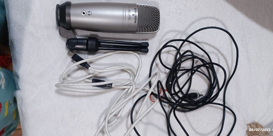 Samson Condenser microphone, Audio, Microphones on Carousell