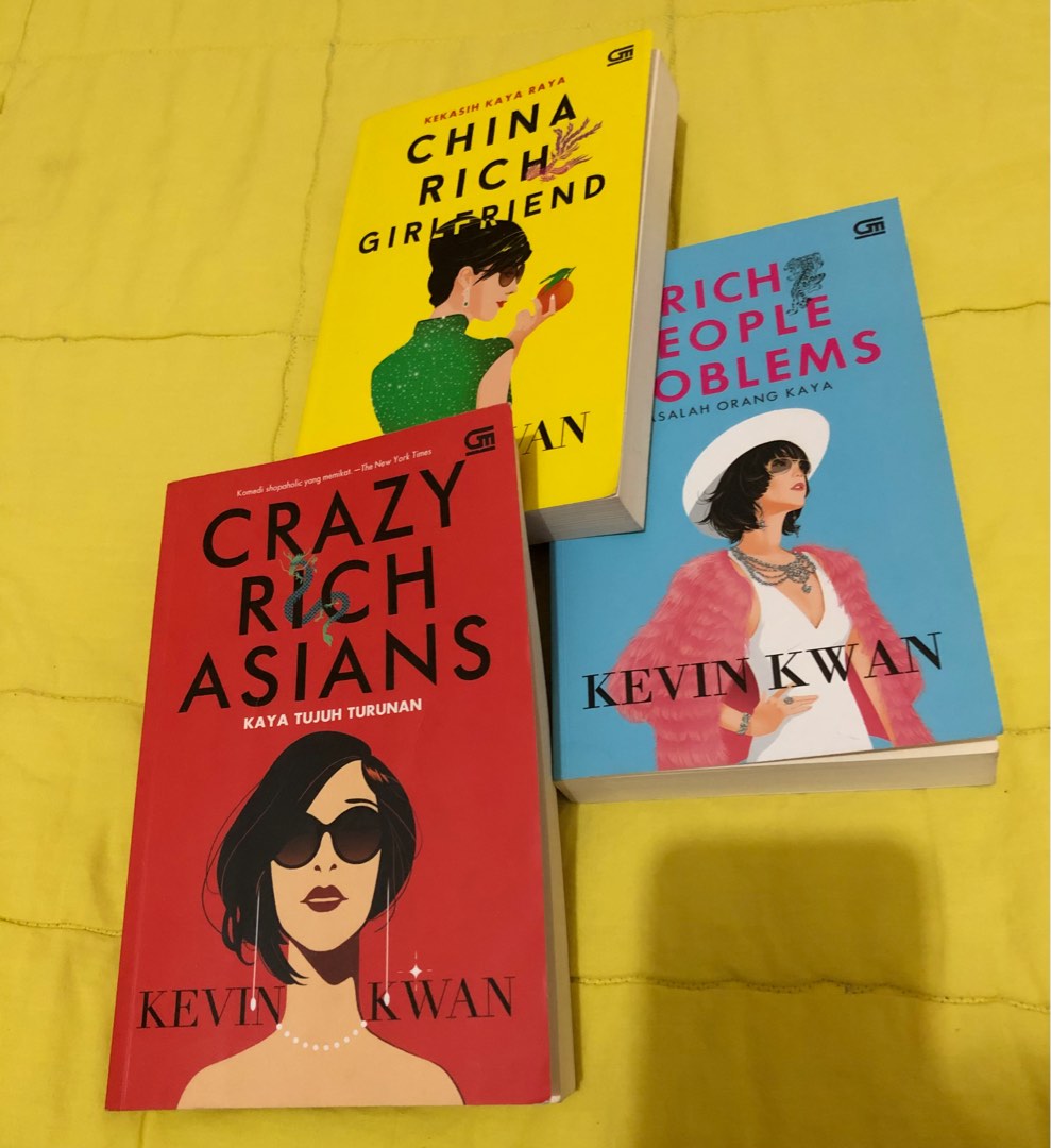 SET Novel Crazy Rich Asians, 3 buku 1 set, asli Gramedia, Buku &amp; Alat ...