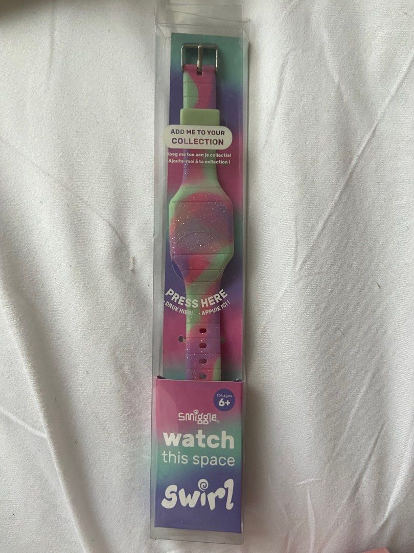Smiggle watch this hotsell space