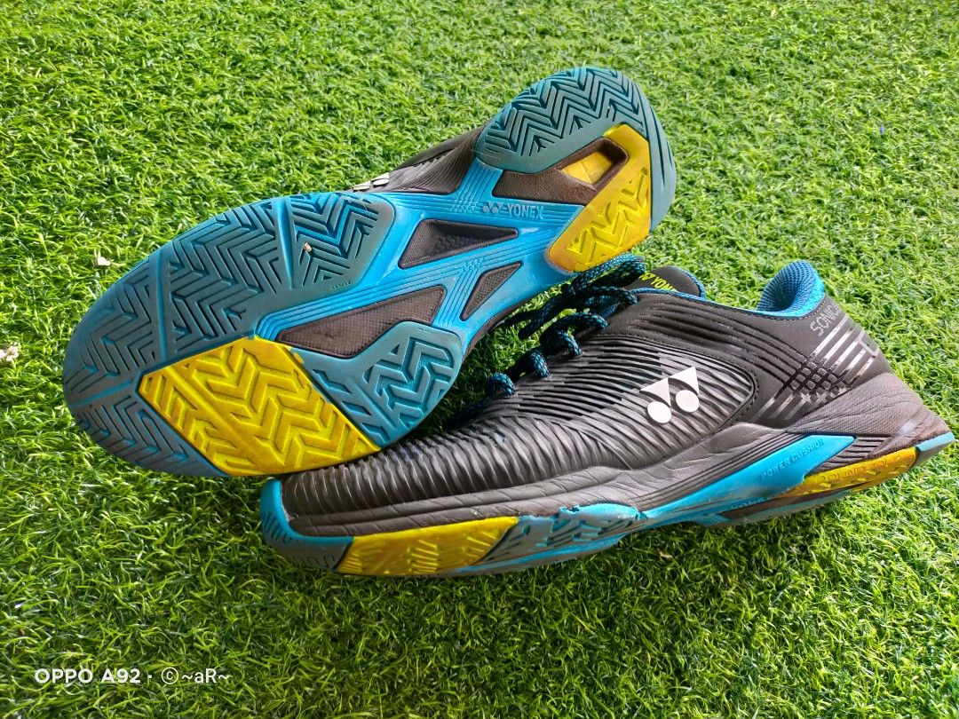 Tennis Shoes Asics Yones