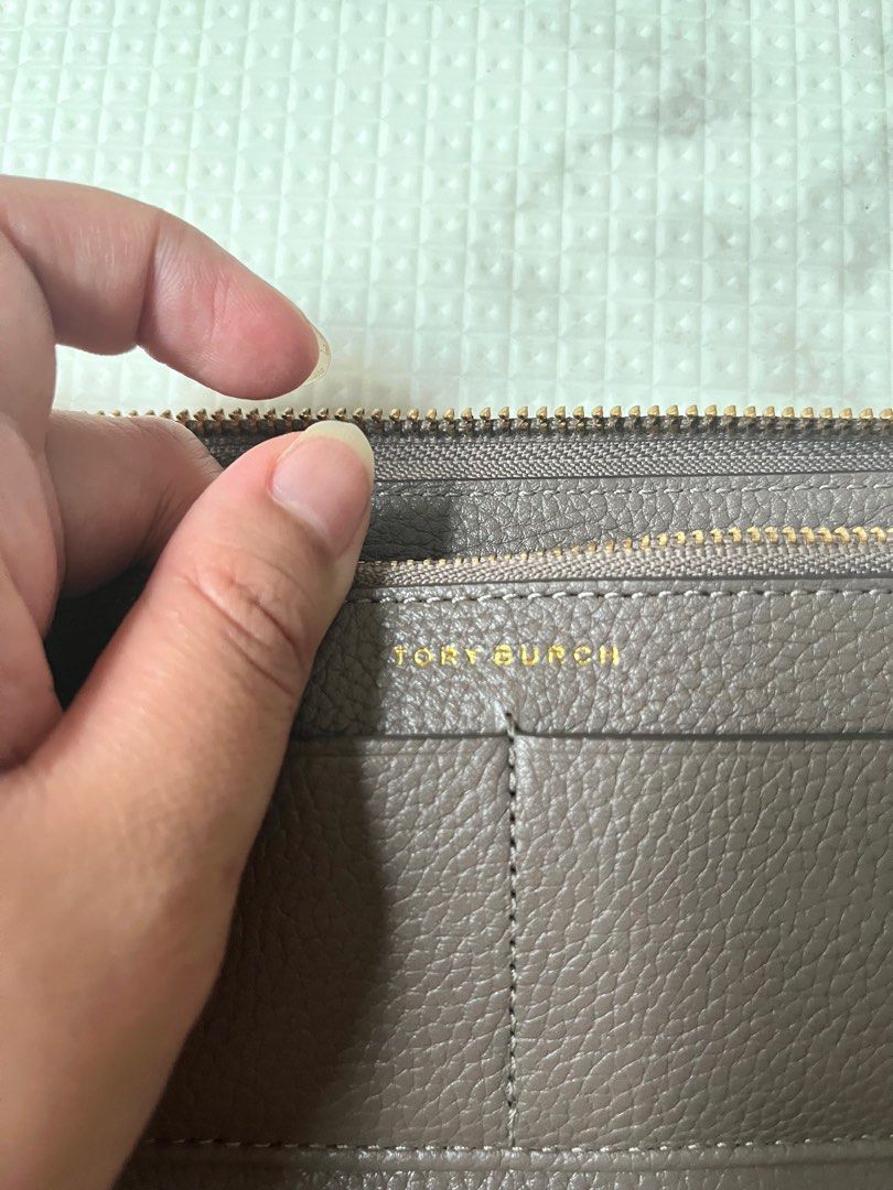 Tory Burch Carson Zip Continental Wallet on Carousell