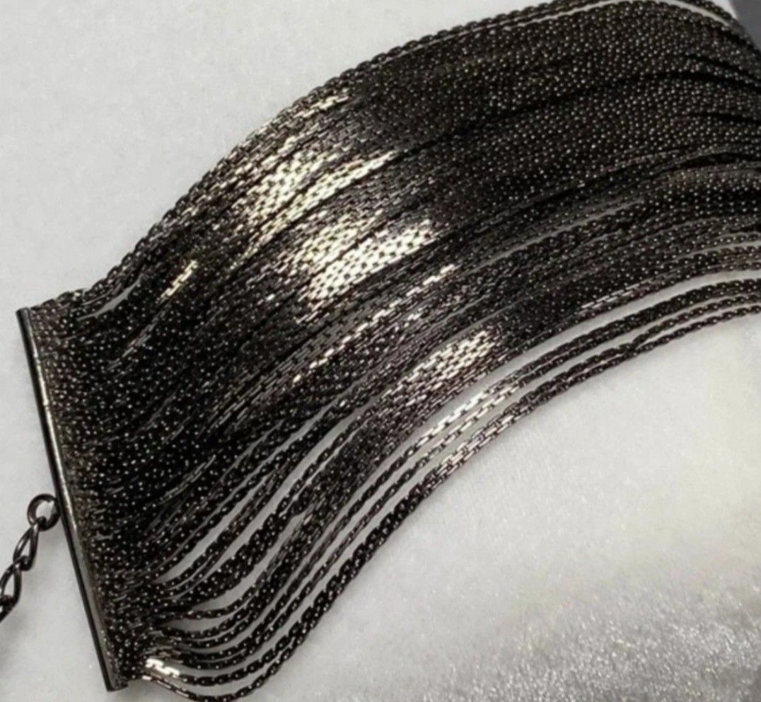 Vclm bracelet top