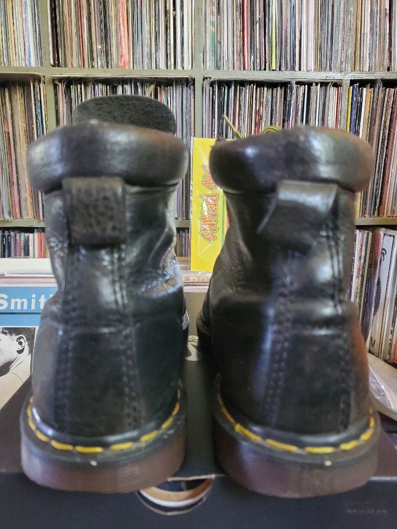 Dr hot sale martens padraic