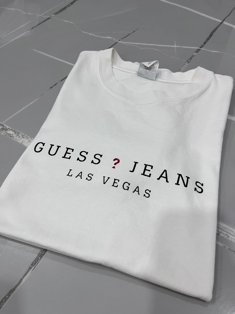 VINTAGE Guess SIZING L, Men's Fashion, Tops & Sets, Tshirts & Polo