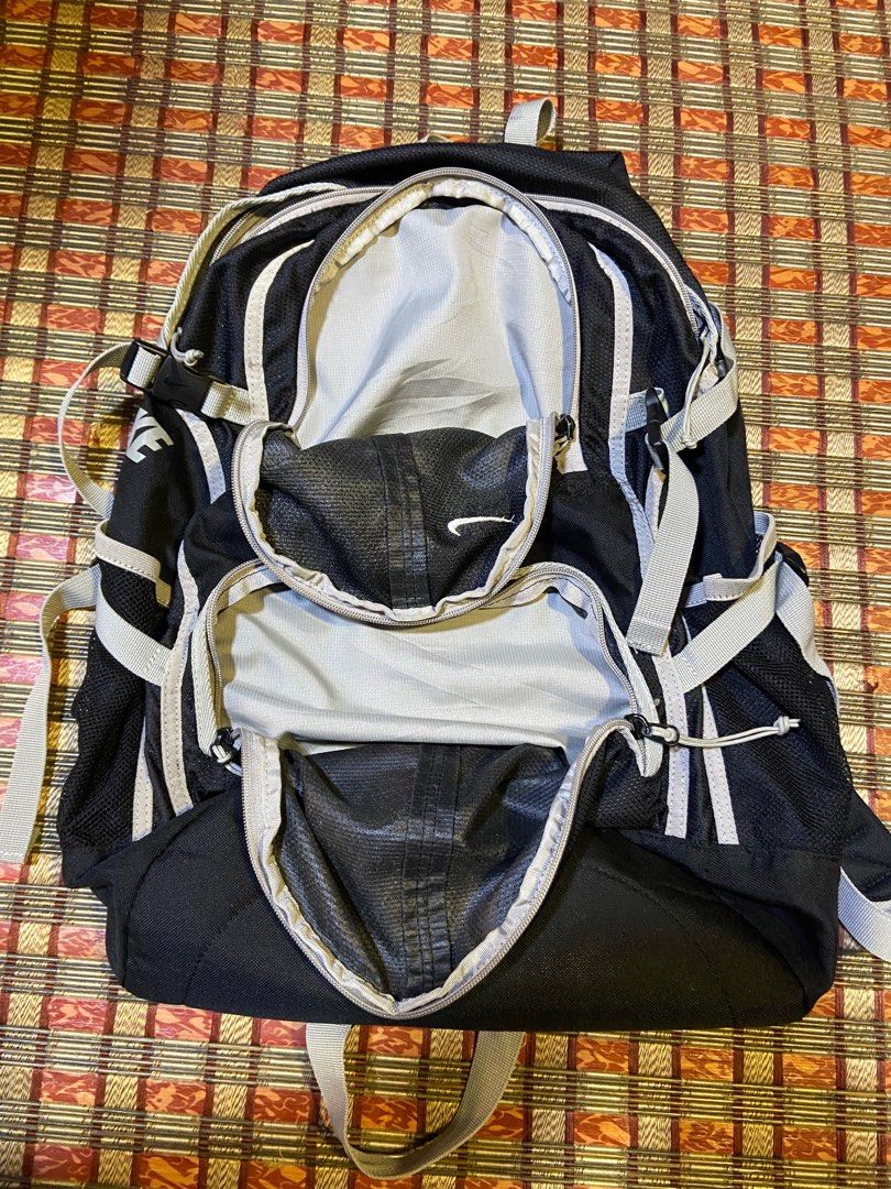 Nike multi best sale pocket backpack
