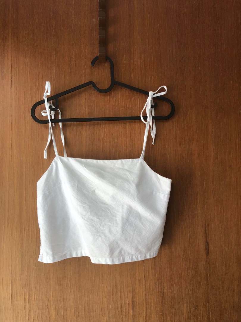 Brandy melville discount spaghetti strap tops