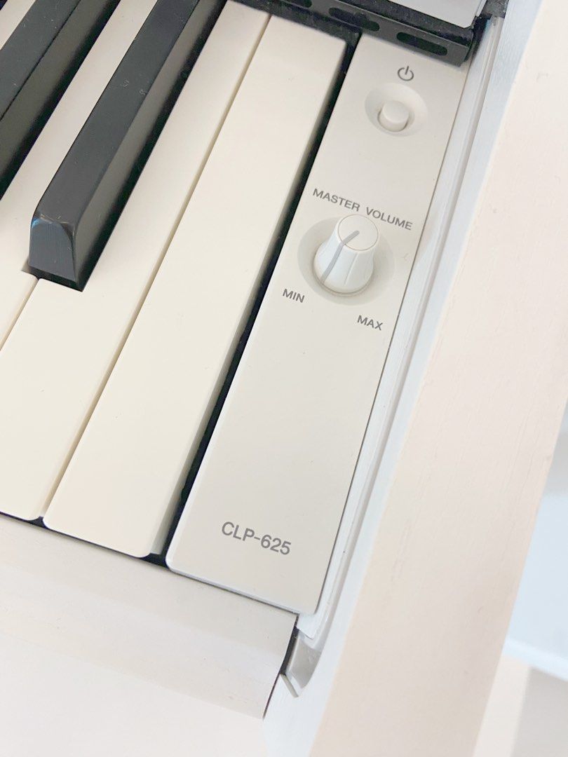 Clavinova 625 hot sale
