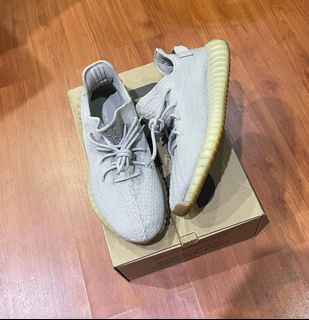 Sesame discount yeezy resell