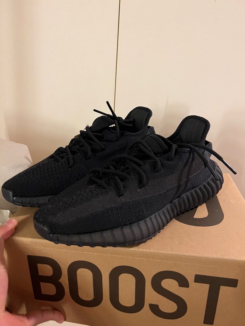 Yeezy boost 7 b2 hotsell