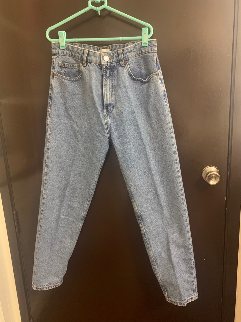 Zara mom jeans, Women's Fashion, Bottoms, Jeans on Carousell