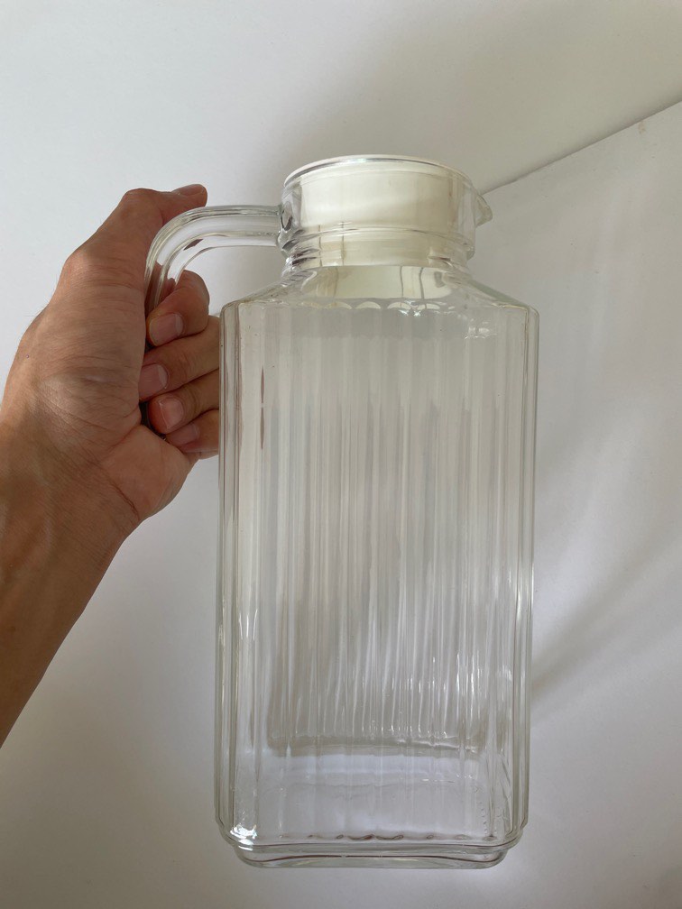 ARC France Clear Glass Ribbed Fridge Pitcher & Lid