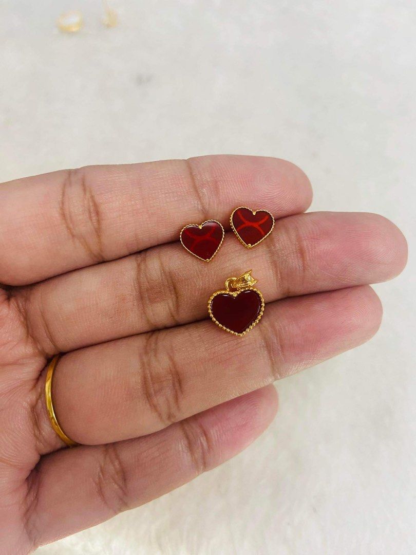 Vca on sale heart earrings