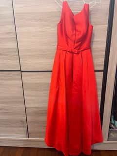 紅色綁帶禮服