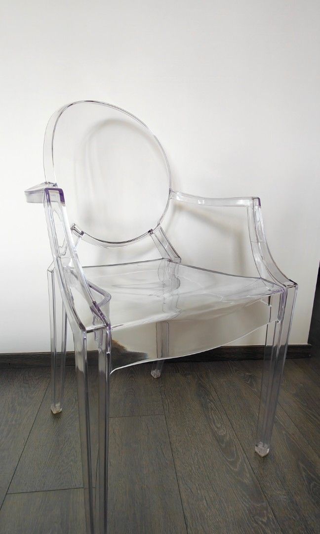 Clear acrylic chair with arms deals